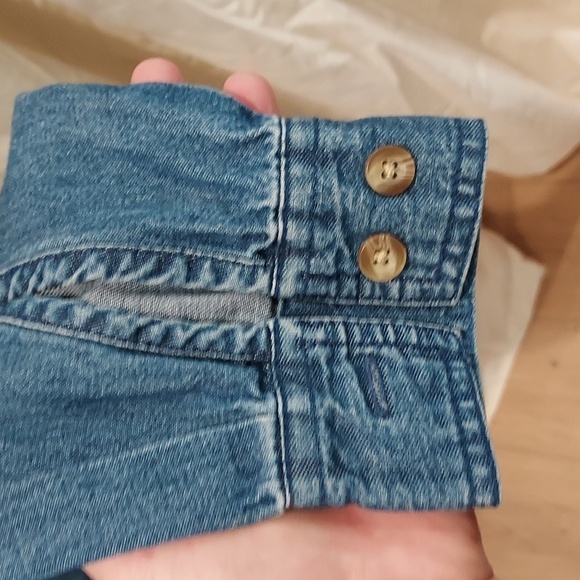 Christmas Themed Embroidered Blue Medium Washed Denim Long Sleeve Shirt Size M - Picture 4 of 7